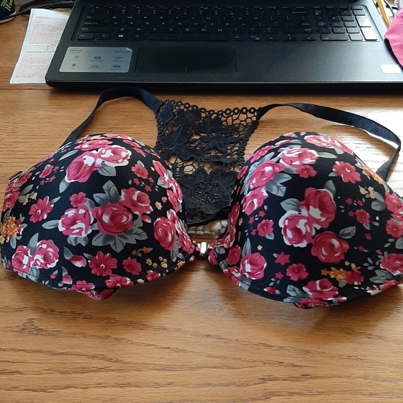 Ladies bras - Picture 6 of 7